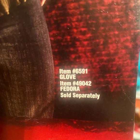 Freddy Krueger sweater - Picture 4 of 5